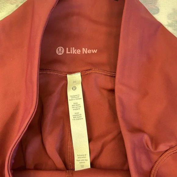 Lululemon Base pace high rise  tight - Picture 2 of 3